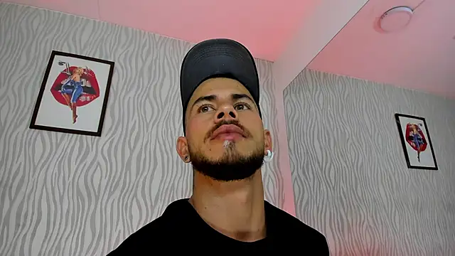 dylan jacobx online show from November 2025 03:27:01 AM