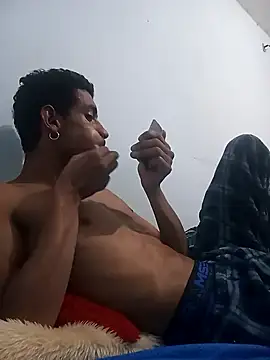 Snapshot of Bruno_Hallss chatting on December 2025 02:21:01 AM Bruno Hallss online show from December 2025 02:21:01 AM