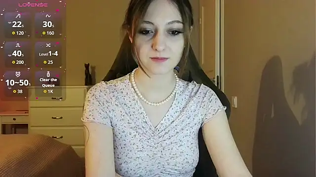 white liillyy online show from June 2026 09:38:01 PM