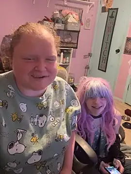 KadiSparkle online show from November 2025 03:15:01 AM