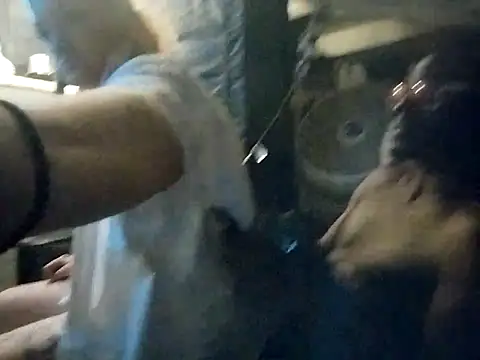 Snapshot of SnowBunny1224 chatting on October 2025 12:28:01 PM SnowBunny1224 online show from October 2025 12:28:01 PM