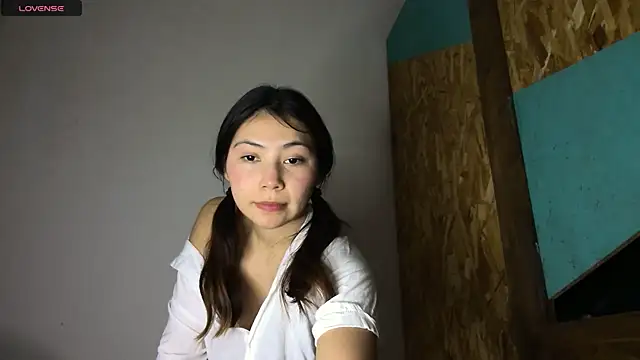 petite mary online show from May 2026 08:15:02 PM