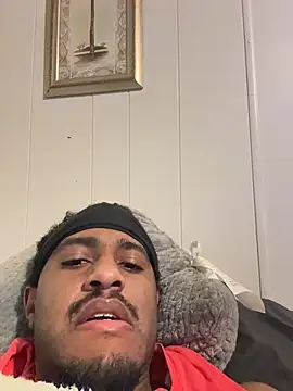 tyrek5051 online show from November 2025 05:32:02 AM