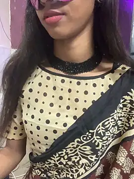 Snapshot of Desire_Zoya chatting on November 2025 04:20:01 PM Desire Zoya online show from November 2025 04:20:01 PM