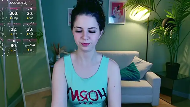 Snapshot of Wander_Waves chatting on November 2025 09:24:02 PM Wander Waves online show from November 2025 09:24:02 PM