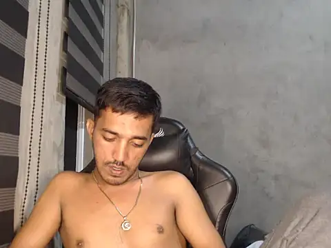 RowyCam online show from September 2025 03:00:02 PM