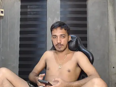 RowyCam online show from September 2025 09:31:02 AM