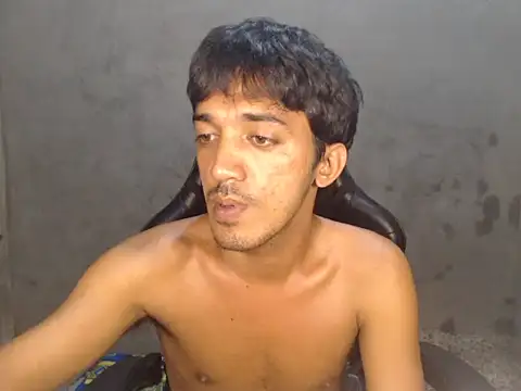 RowyCam online show from December 2025 09:51:02 AM