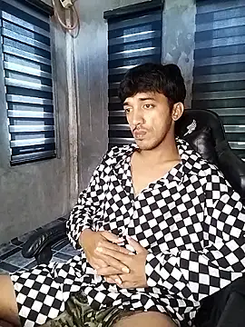 RowyCam online show from February 2026 06:17:02 AM