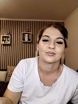 Snapshot of Mayaaaaaa_ chatting on November 2025 09:31:01 PM Mayaaaaaa online show from November 2025 09:31:01 PM