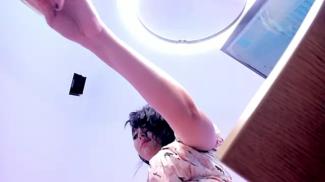 kitty blueee online show from September 2025 08:58:02 PM