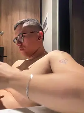 Kurtxxx22 online show from December 2025 06:20:02 AM