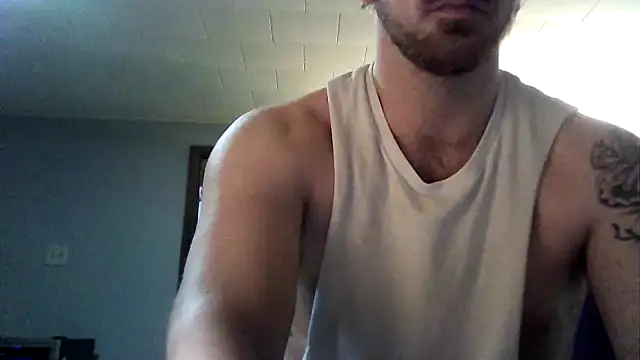 Snapshot of WyattL96 chatting on August 2026 04:11:01 AM WyattL96 online show from August 2026 04:11:01 AM