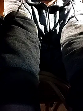 SmokedAlloy2 online show from January 2026 01:30:01 AM