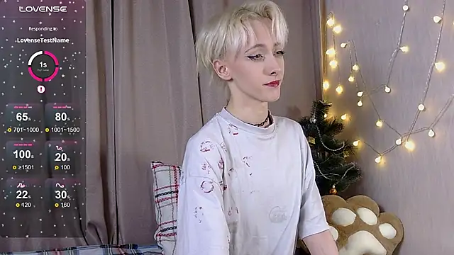 Snapshot of NextVibe_ chatting on December 2025 05:19:02 PM NextVibe online show from December 2025 05:19:02 PM