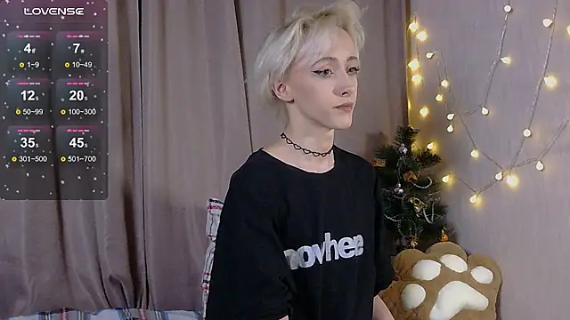 Snapshot of NextVibe_ chatting on December 2025 08:05:02 PM NextVibe online show from December 2025 08:05:02 PM