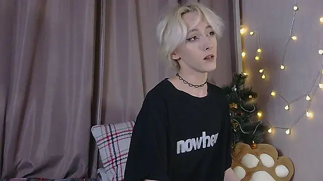 Snapshot of NextVibe_ chatting on January 2026 04:32:01 PM NextVibe online show from January 2026 04:32:01 PM