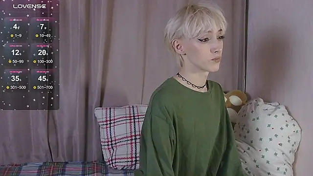 Snapshot of NextVibe_ chatting on February 2026 06:58:01 PM NextVibe online show from February 2026 06:58:01 PM