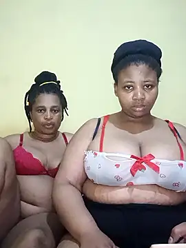 Prettyboobiesx online show from October 2025 07:47:02 PM