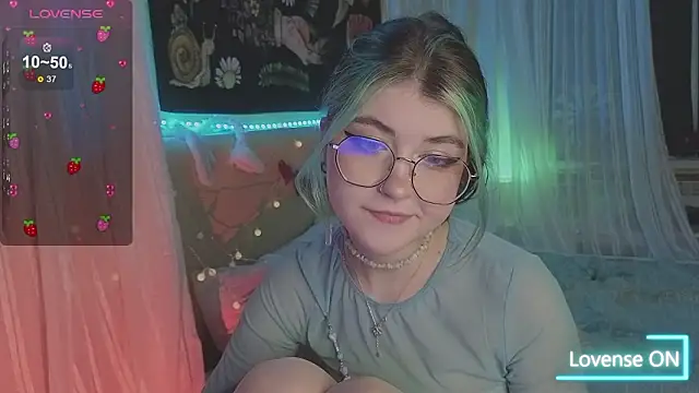 Miko Meow online show from February 2026 07:20:01 PM