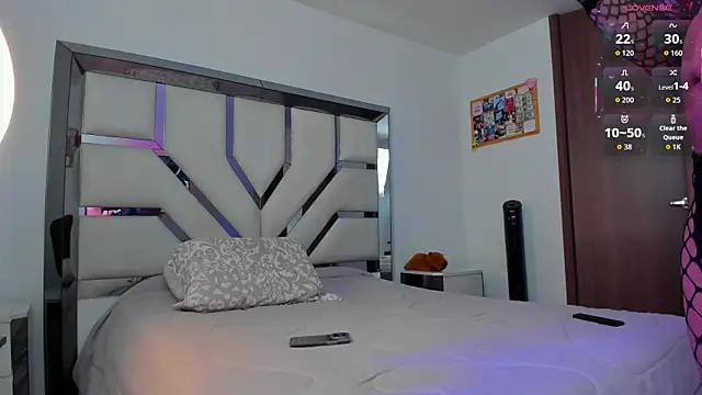 Michelle Ferrerr online show from January 2026 12:09:02 PM