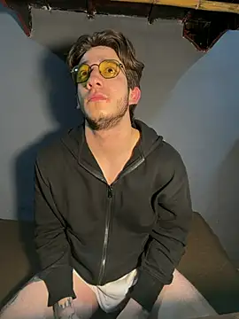 AteneoJr online show from April 2026 12:01:01 AM