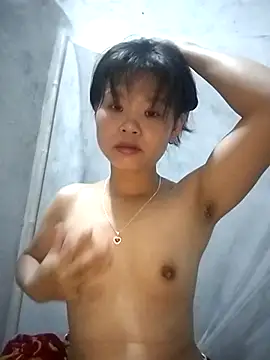 LinhNa999 online show from November 2025 01:44:01 AM