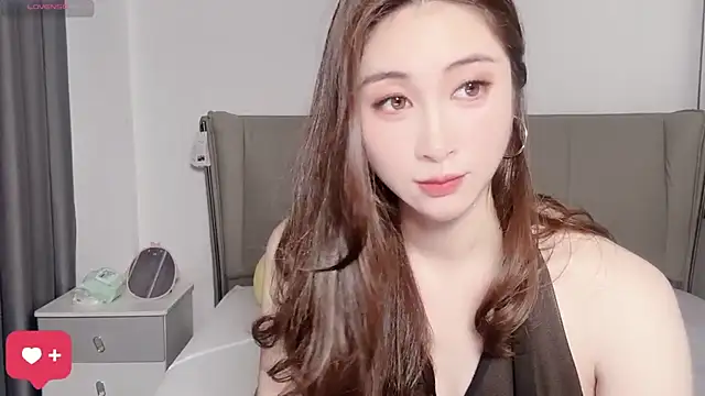 wuyueaini online show from October 2025 06:55:01 AM