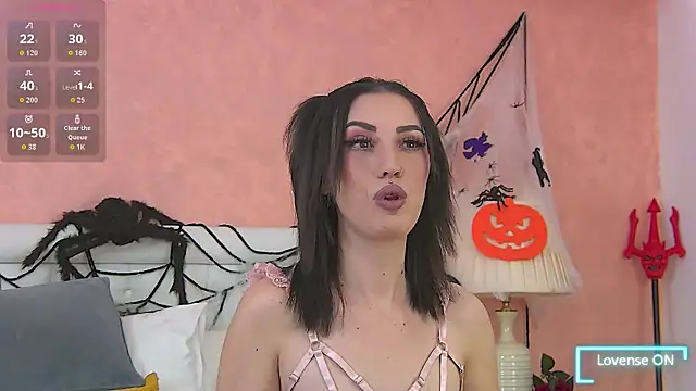 EnyaHazell online show from November 2025 07:16:02 PM