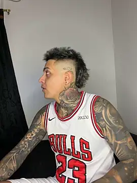 golden girl house online show from March 2026 02:29:02 AM