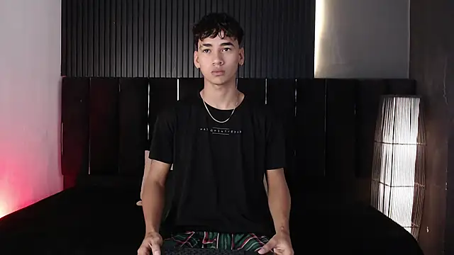 Dominic ghost online show from December 2025 04:19:01 AM