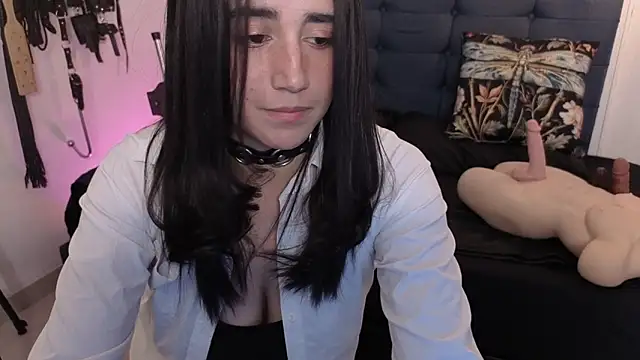 elowen halley1 online show from September 2025 06:51:02 PM