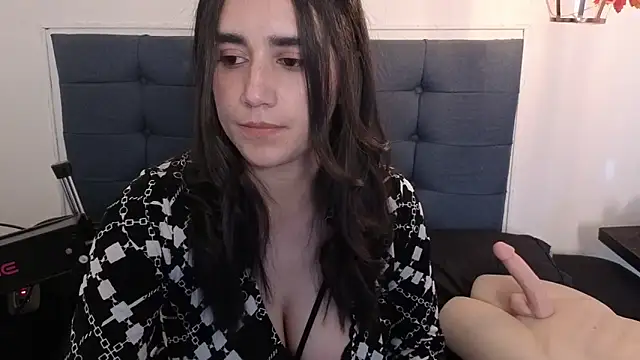 elowen halley1 online show from September 2025 07:14:02 PM