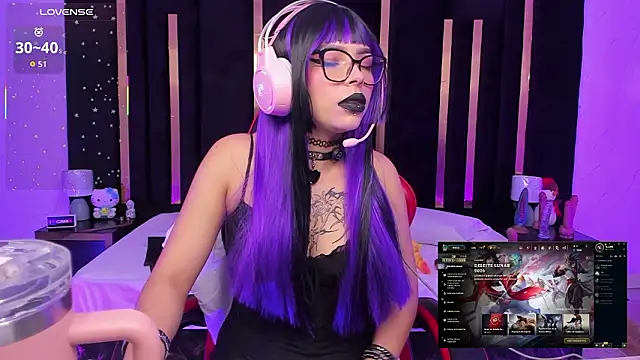 Snapshot of Nyveth chatting on February 2026 01:45:01 PM Nyveth online show from February 2026 01:45:01 PM