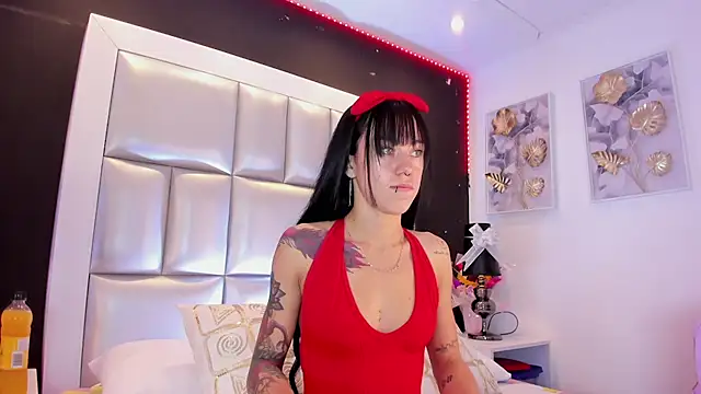 Snapshot of athziry_g chatting on February 2026 03:20:01 PM athziry g online show from February 2026 03:20:01 PM