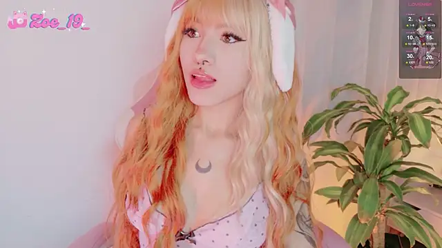 Snapshot of cuteezoe chatting on February 2026 12:06:02 AM cuteezoe online show from February 2026 12:06:02 AM