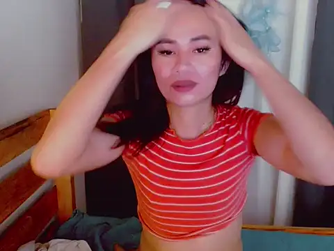 Snapshot of ursweet_yummy chatting on November 2025 02:21:01 AM ursweet yummy online show from November 2025 02:21:01 AM