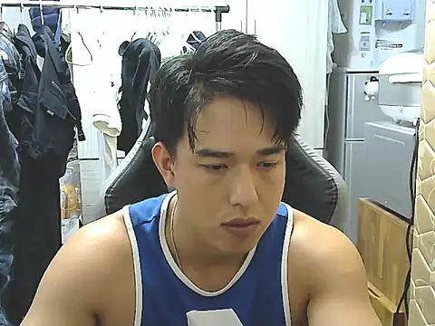 hunterXhan online show from September 2025 01:44:02 PM