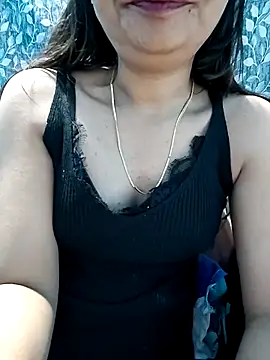 Vaani Actress online show from February 2026 01:04:01 AM