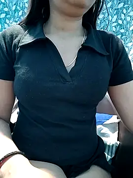 Vaani Actress online show from March 2026 10:25:01 PM