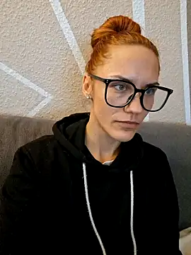 SlimBellaa online show from October 2025 12:34:02 PM