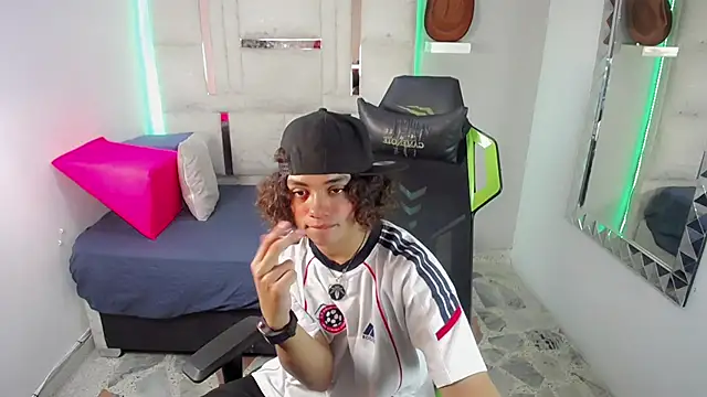 Stein  online show from November 2025 08:52:02 PM