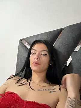 LiaCollings online show from November 2025 01:15:02 PM