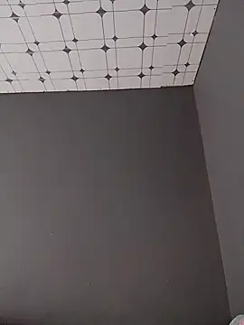 sexyhotchic93 online show from September 2025 02:38:01 PM