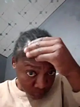 sexyhotchic93 online show from November 2025 09:05:02 PM