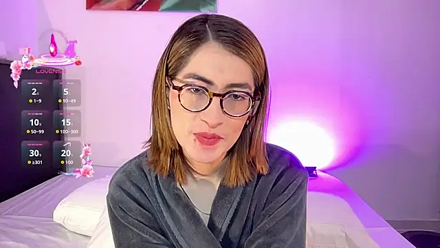 rousseblossom online show from September 2025 10:23:01 PM