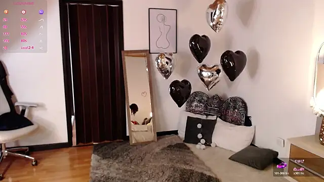 Lina Montclair online show from October 2025 07:16:02 PM