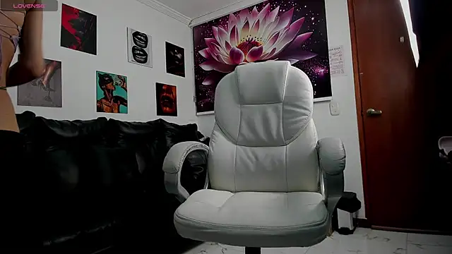 Snapshot of lycoris_19 chatting on October 2025 08:49:01 PM lycoris 19 online show from October 2025 08:49:01 PM