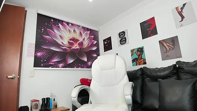 Snapshot of lycoris_19 chatting on October 2025 08:50:01 PM lycoris 19 online show from October 2025 08:50:01 PM