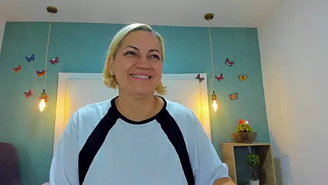 Heidy milf online show from October 2025 08:06:02 PM
